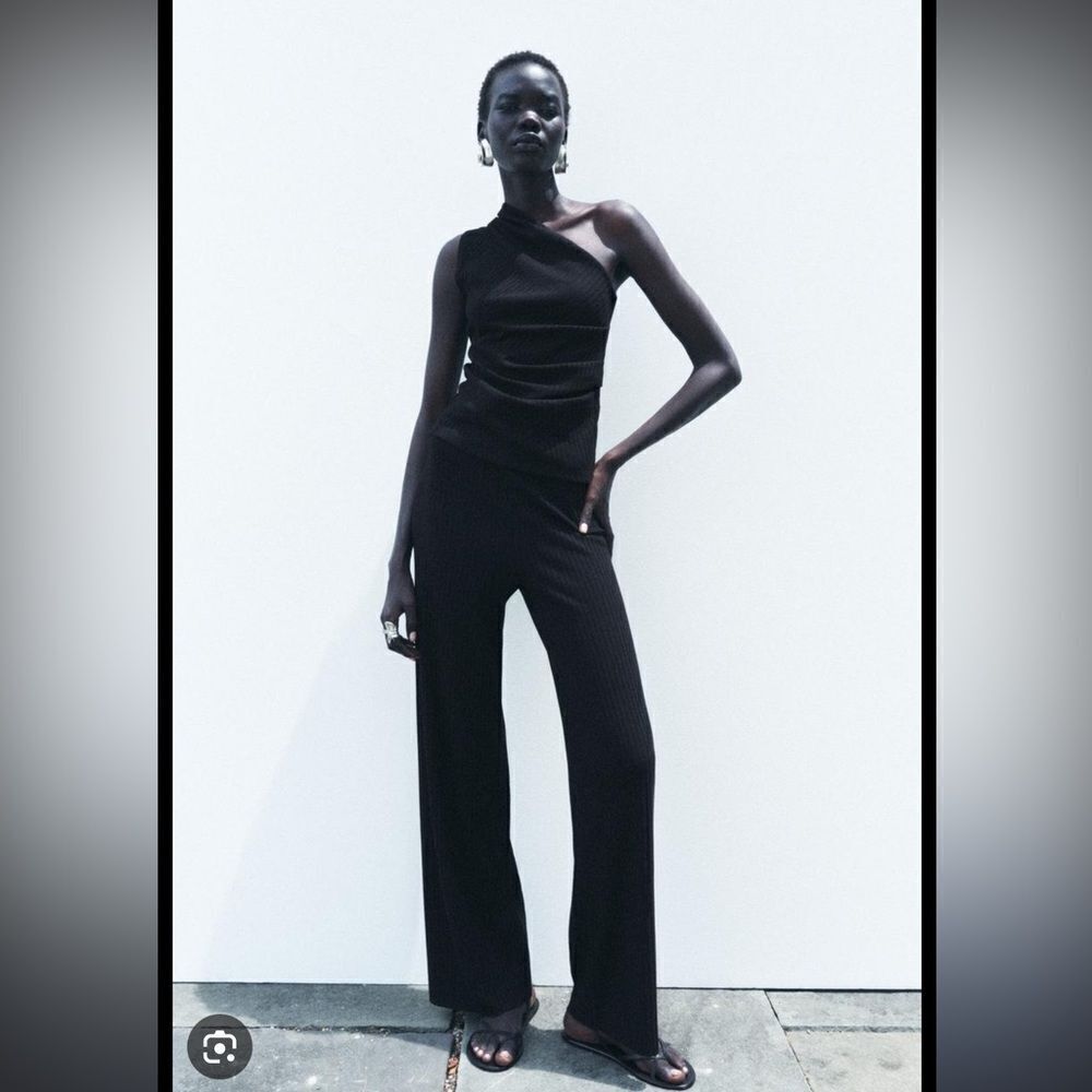 Zara Ribbed Wide Leg Pants in Black